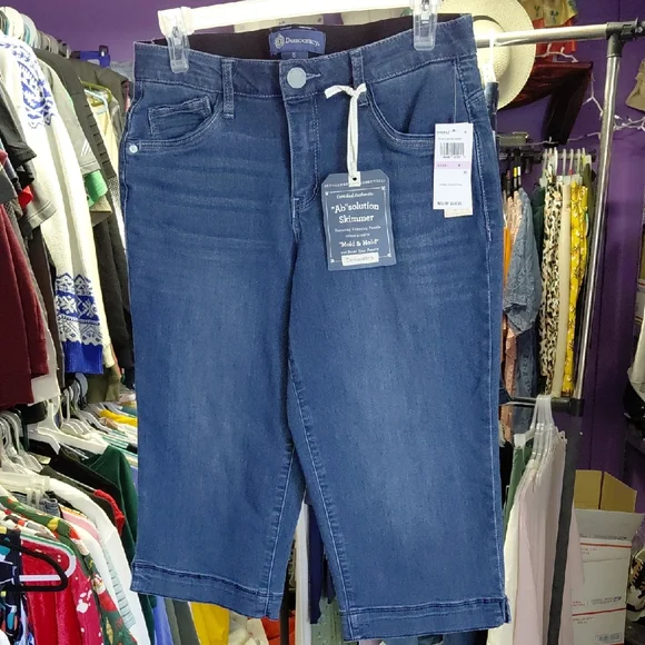 Democracy Denim Shorts - Picture 1 of 5